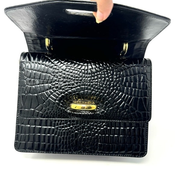 Celine Vintage Black Patent Embossed Crossbody – Extremely Rare, COA Included - Picture 6 of 16